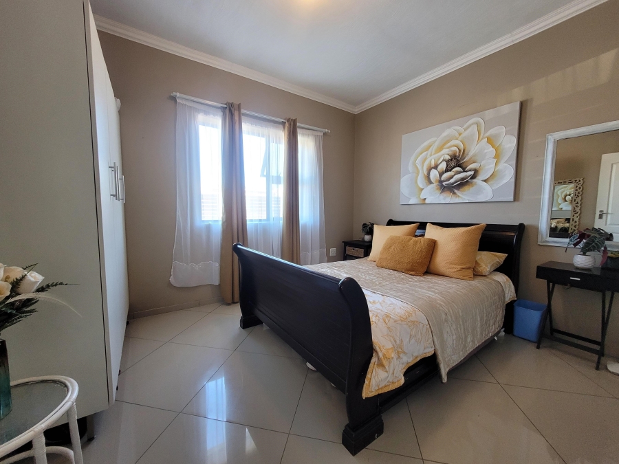 3 Bedroom Property for Sale in Wavecrest Eastern Cape